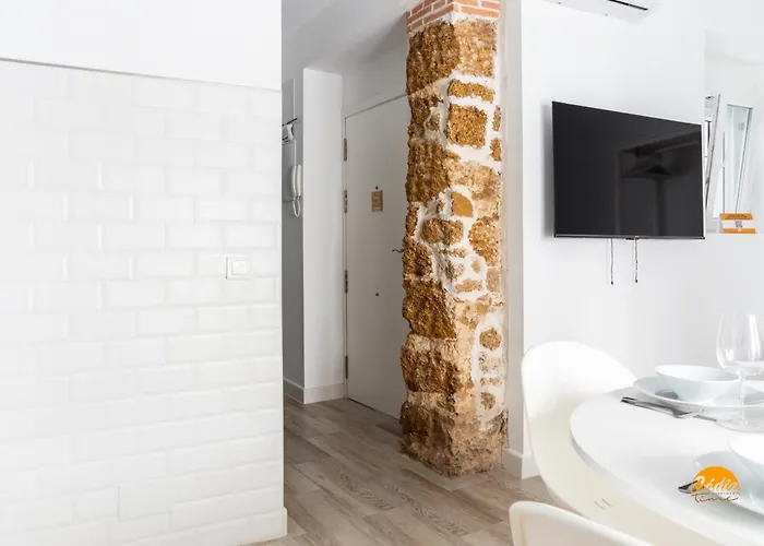 Apartamento Bajo El Falla By Time Cádis