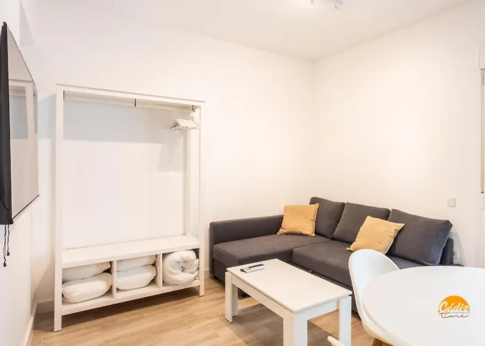 Bajo El Falla By Time Cadiz